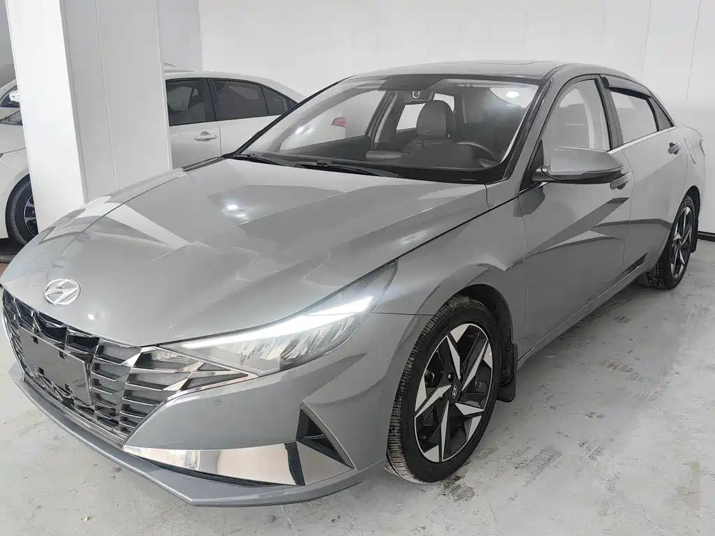 Hyundai Elantra 2021