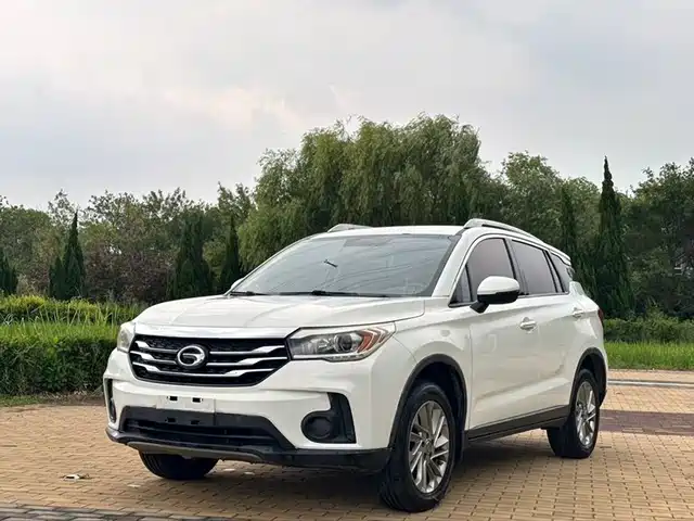 2015 GAC Trumpchi GS4