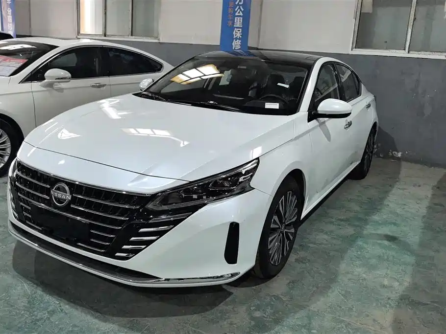 Nissan Teana 2026