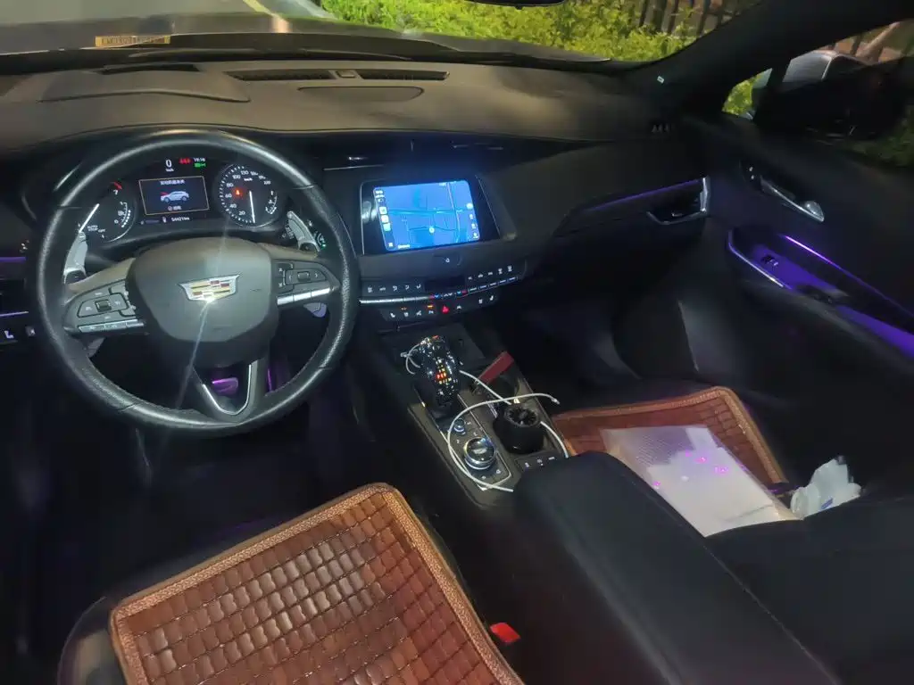 Cadillac XT4 — миниатюра 13