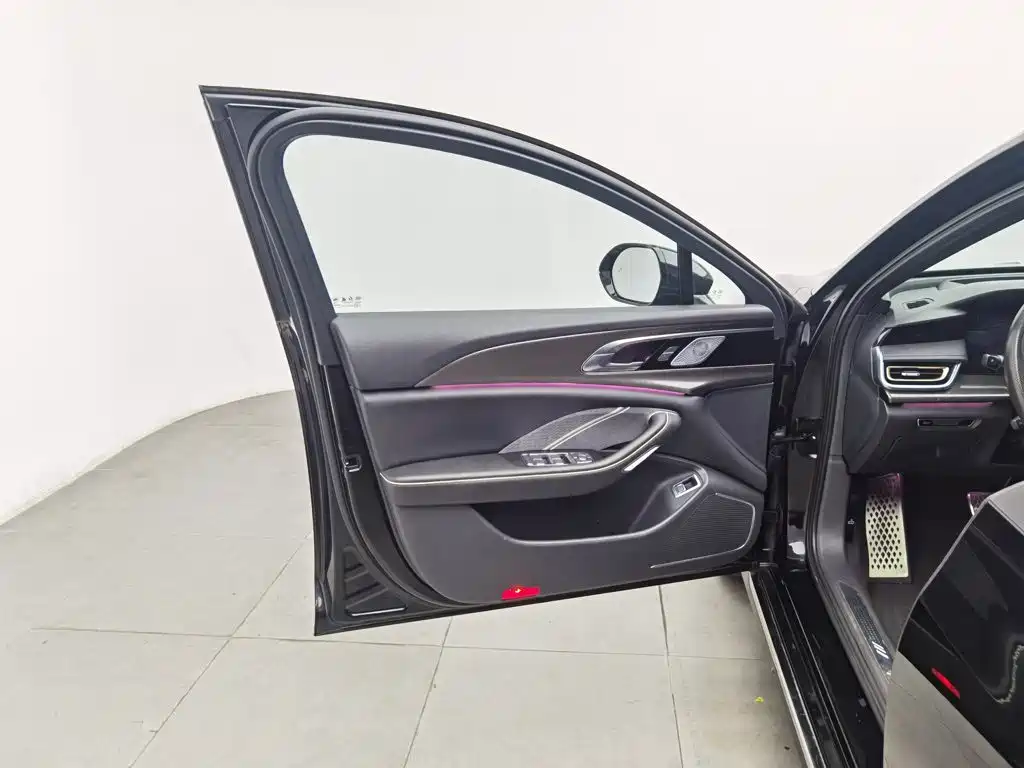 Hongqi Hongqi H6 — миниатюра 8