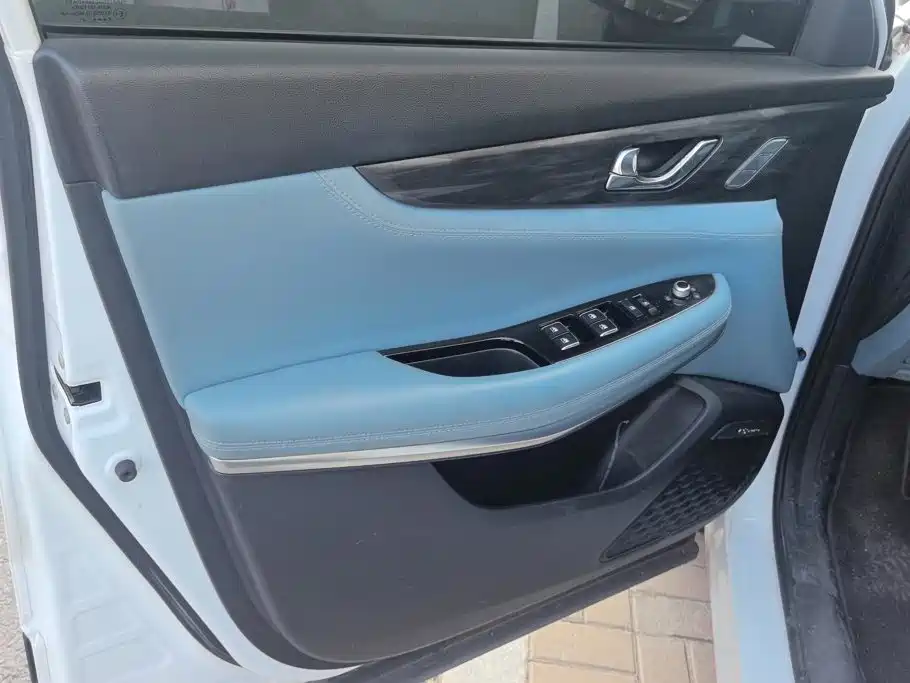 Changan CS75 New Energy — миниатюра 7