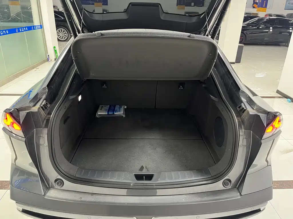 Changan Deepal DARK BLUE SL03