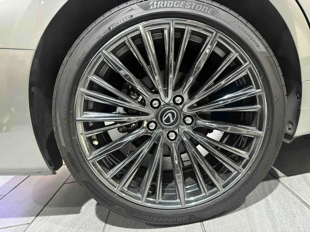 Lexus ES 2020 300h