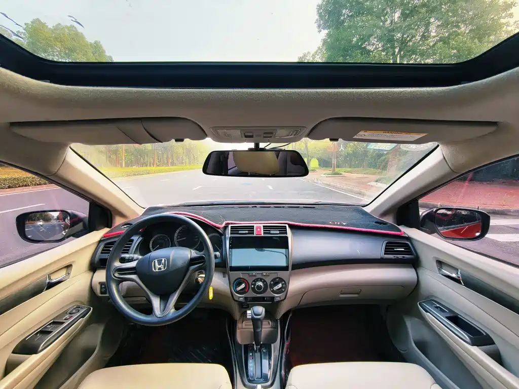 Honda City Classic — миниатюра 6