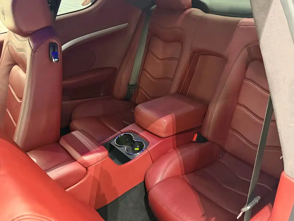 Maserati GranTurismo 2016 4.2L AT