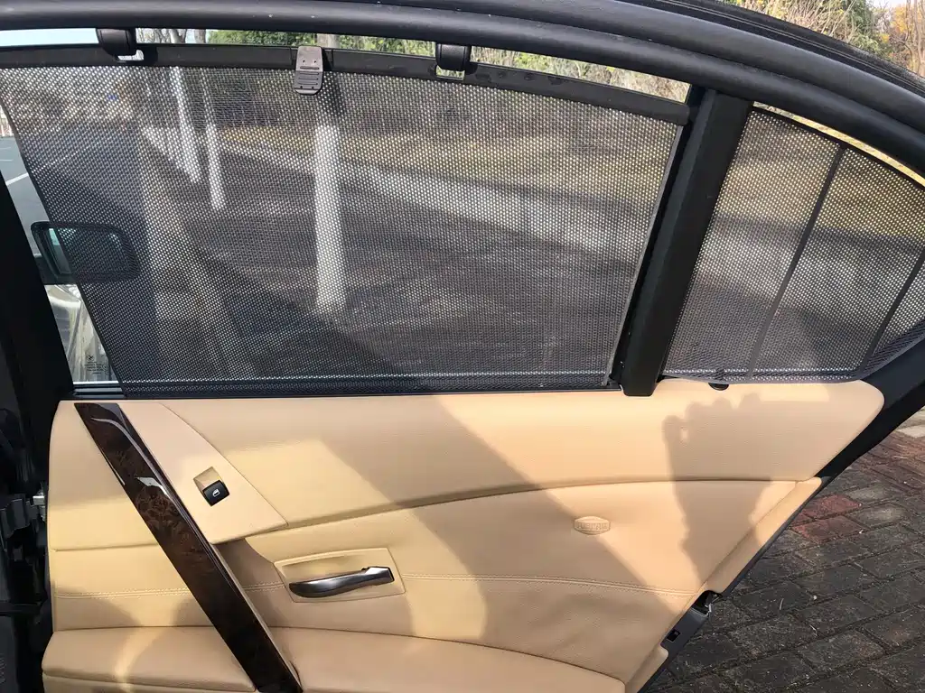 BMW 5 Series — миниатюра 20