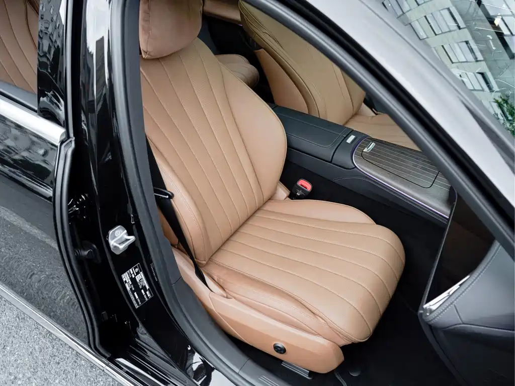 Mercedes-Benz E-Class — миниатюра 18