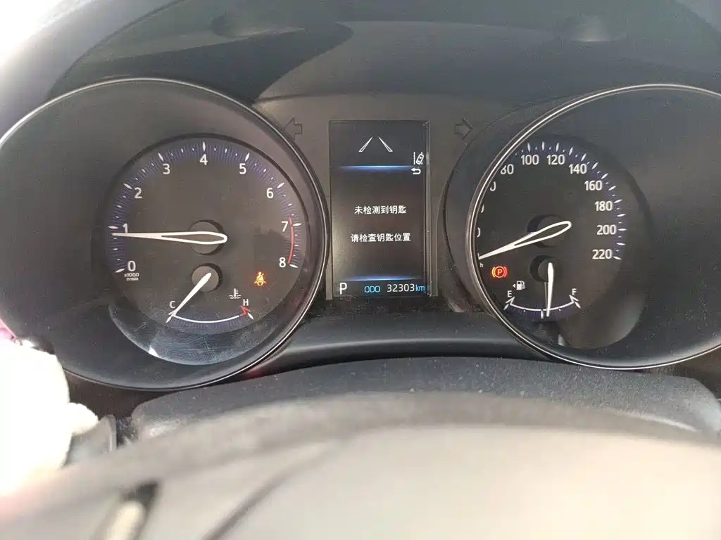 Toyota C-HR — миниатюра 8
