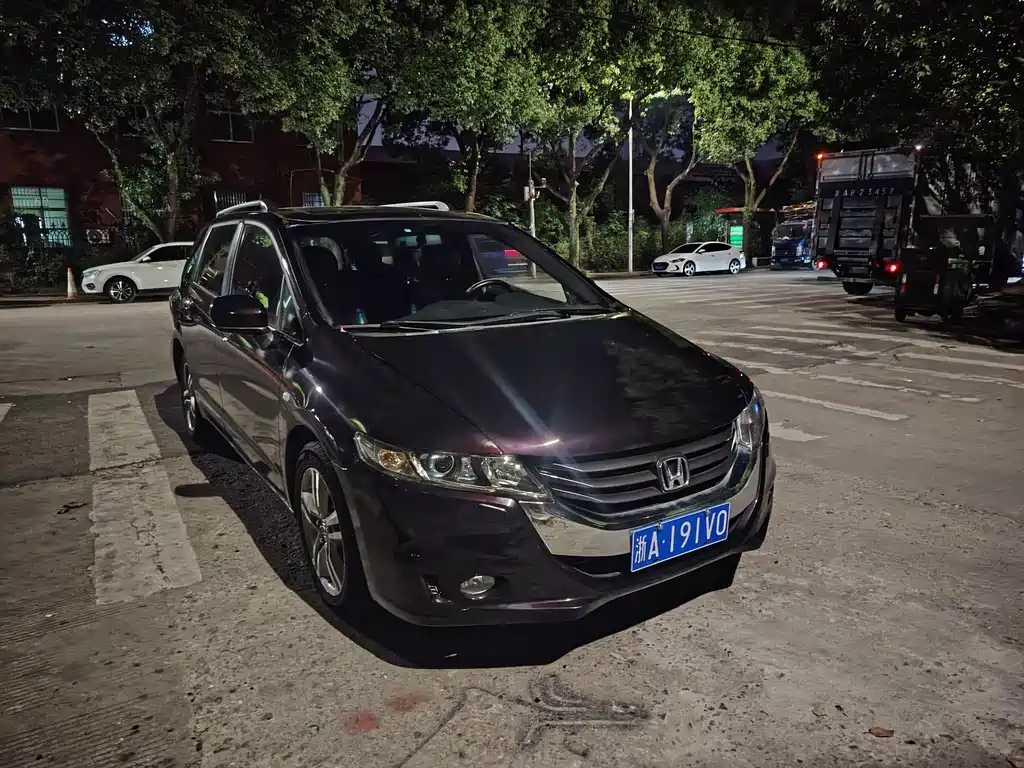 Honda Odyssey — миниатюра 2