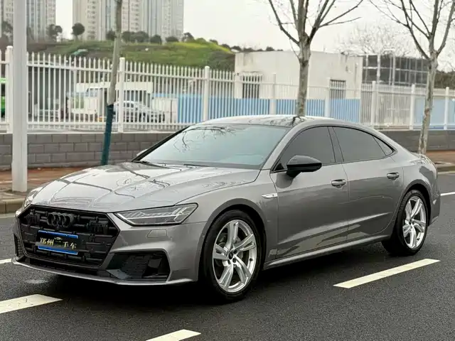 AUDI A7L