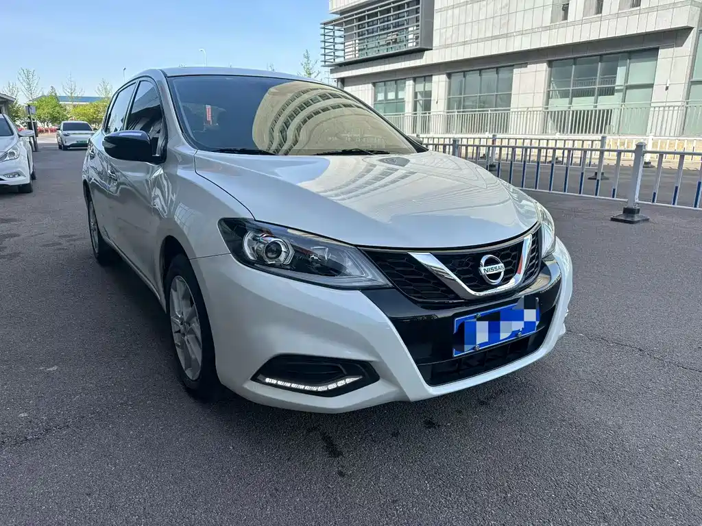 Nissan Tiida 2021 1.6L CVT