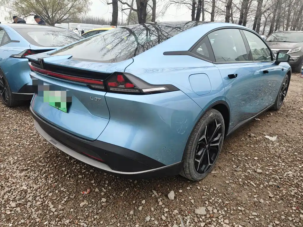 Changan Deepal DARK BLUE L07