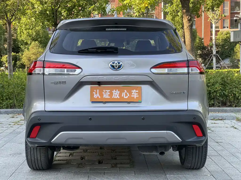 Toyota Corolla Cross — миниатюра 8