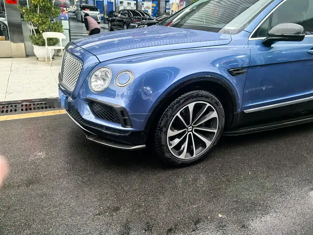 BENTLEY TIM YUE
