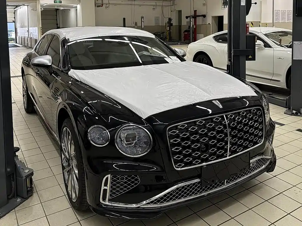 Bentley Flying Spur 2026 4.0T V8 Mulliner