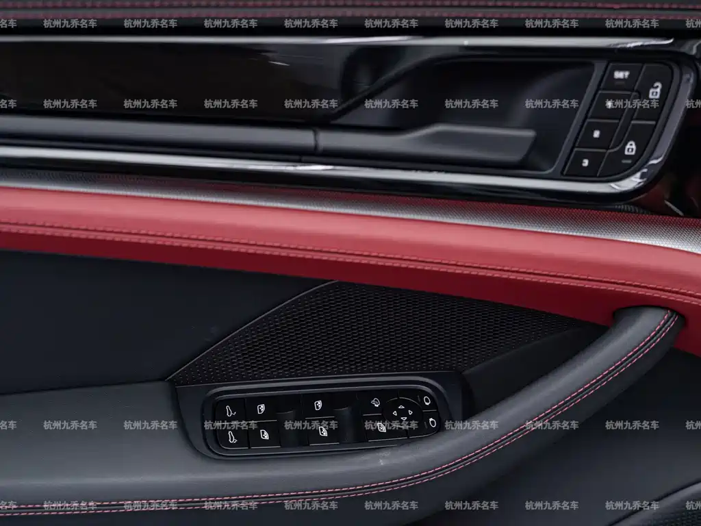 Porsche Panamera — миниатюра 27