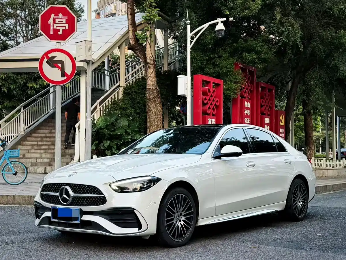 奔驰C级 2023款 C 260 L 运动版 2023