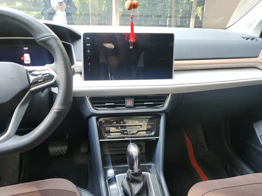 Volkswagen Tharu — миниатюра 13