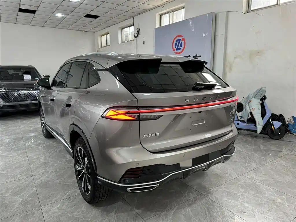ROEWE RX5