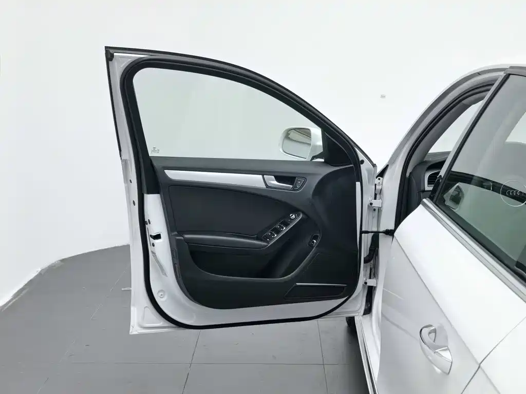 Audi A4L 2016 35 TFSI AT