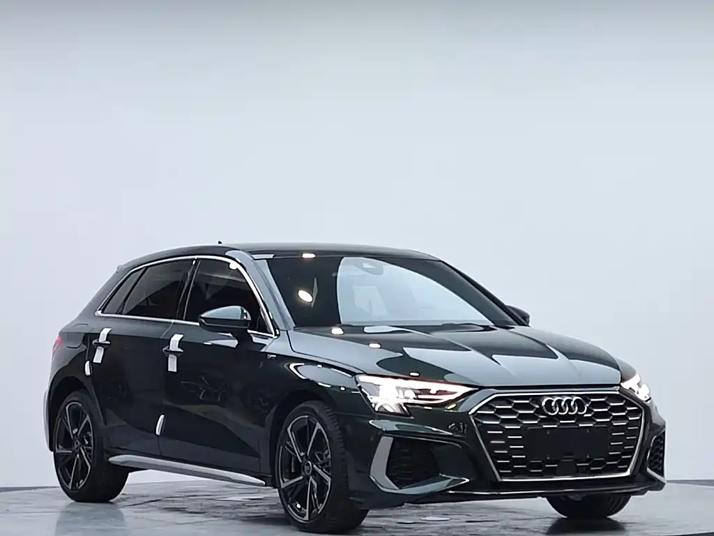 Audi A3 2023 Sportback 35 TFSI Fashion Sport