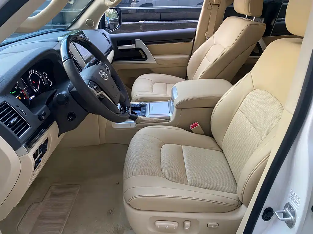Toyota Land Cruiser — миниатюра 22