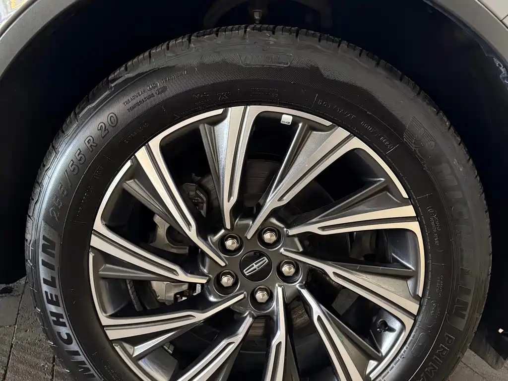 Lincoln Aviator 2024 3.0T V6 мест