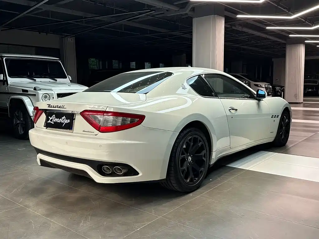 Maserati GranTurismo 2007 4.2L Standard