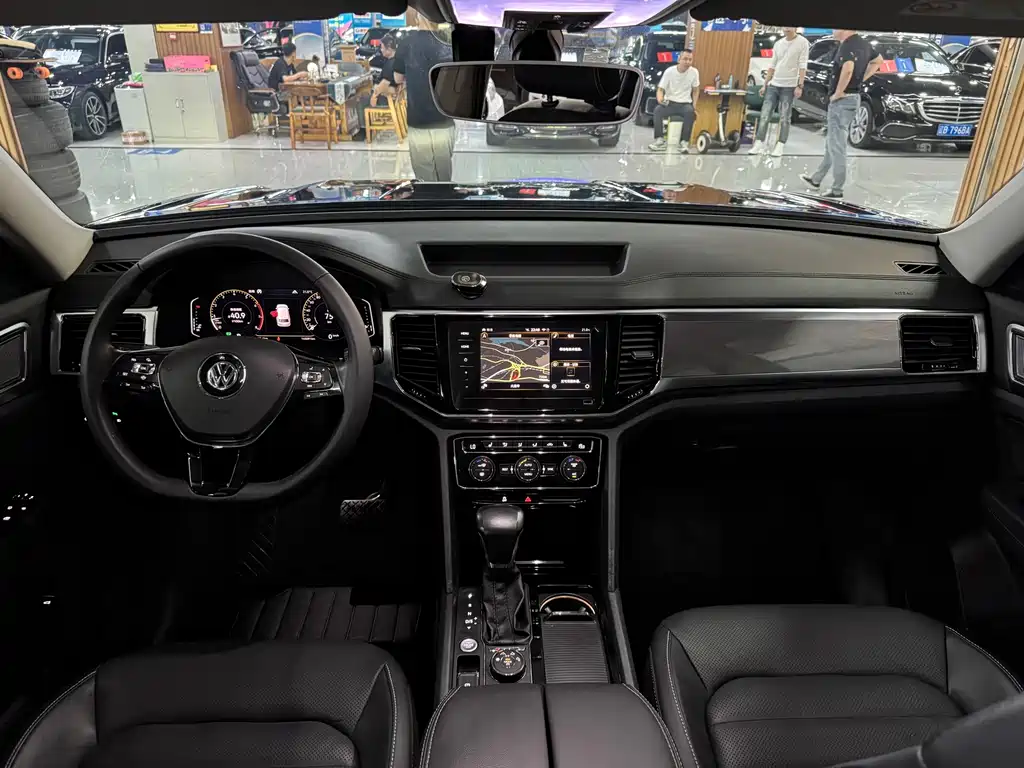 Volkswagen Teramont — миниатюра 6