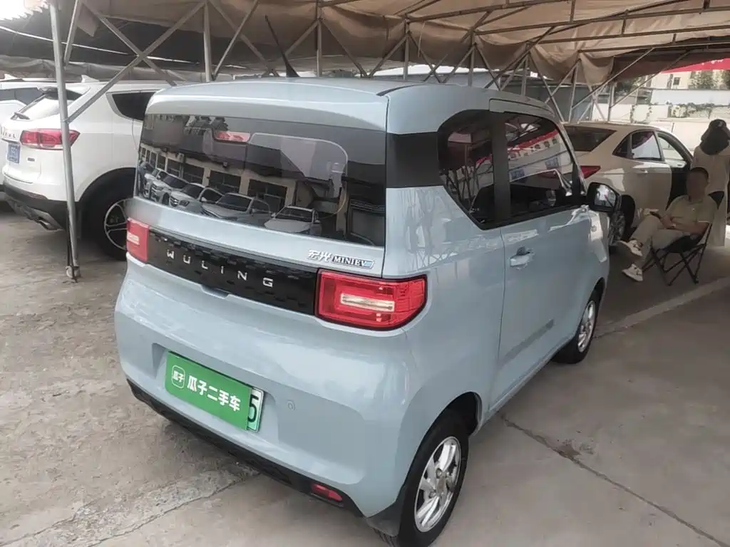 Wuling MINIEV — миниатюра 7