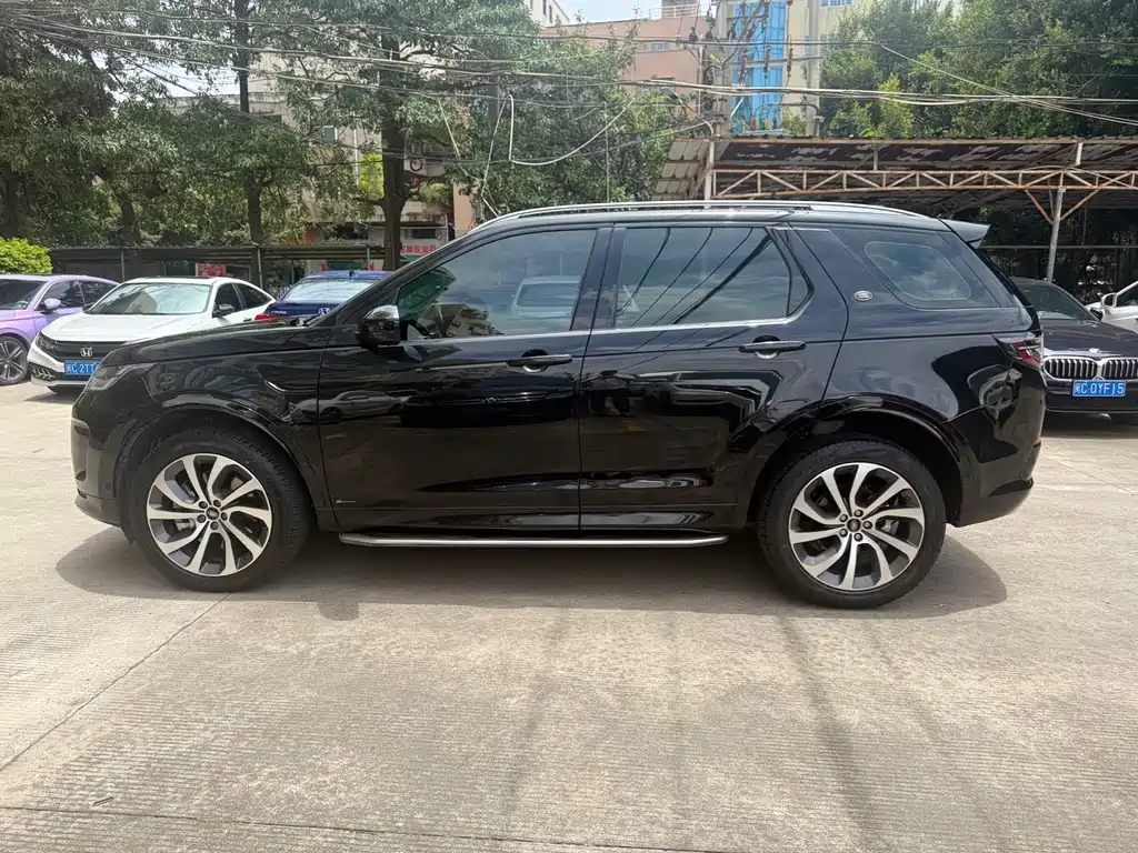 Land Rover Discovery Sport 2021 249PS R-Dynamic SE 5 мест