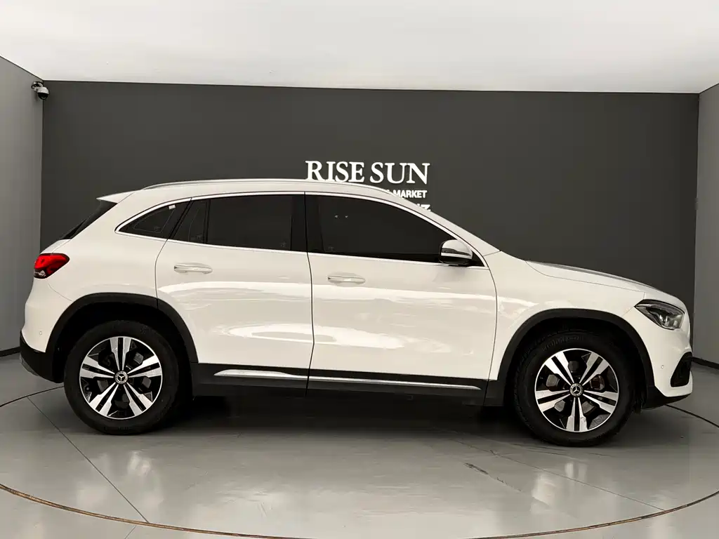 Mercedes-Benz GLA 2024 GLA 200