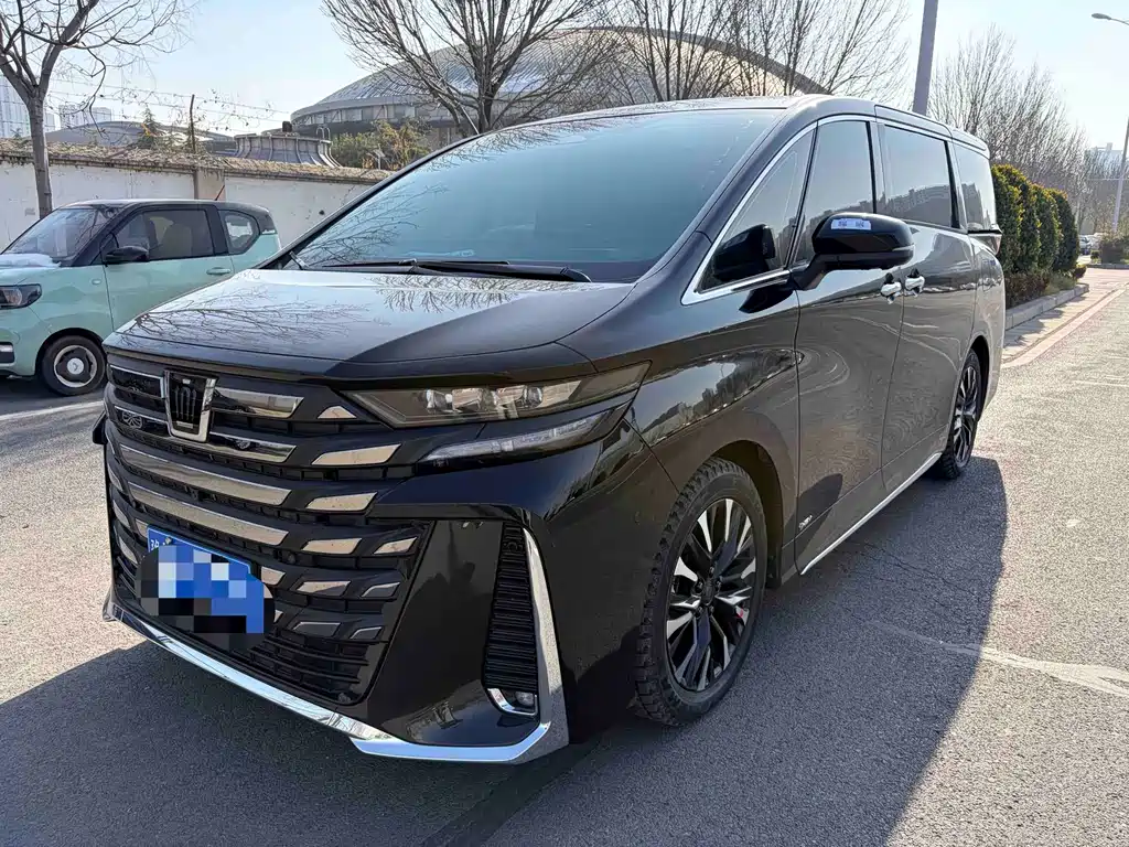Toyota Vellfire 2025