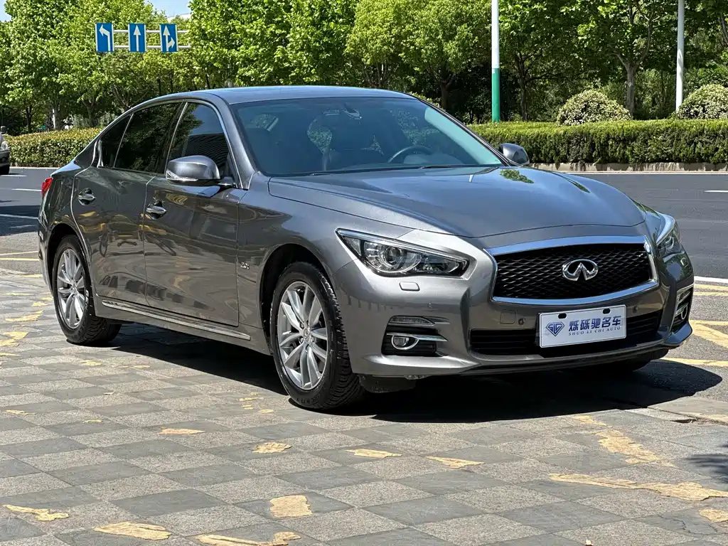 Infiniti Q50L 2016 2.0T Enjoy