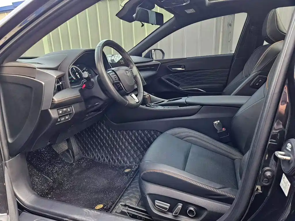 Toyota Avalon — миниатюра 2