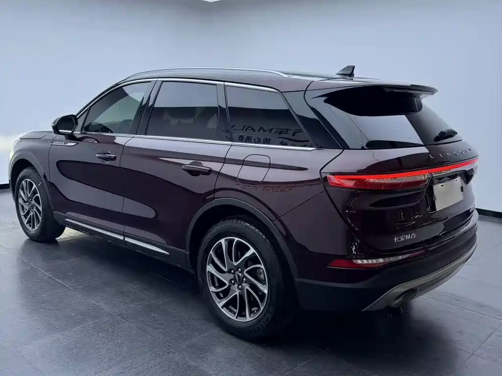 Lincoln Corsair 2021 2.0T