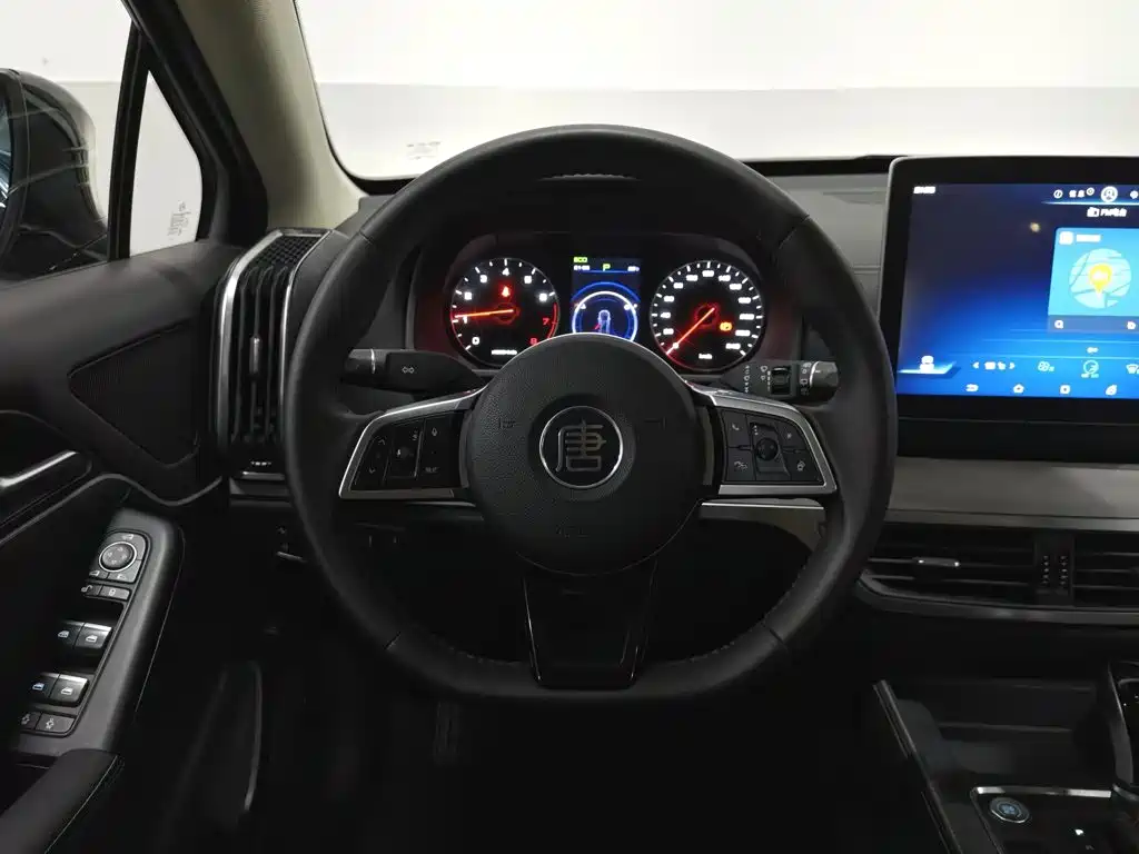 BYD Tang — миниатюра 11