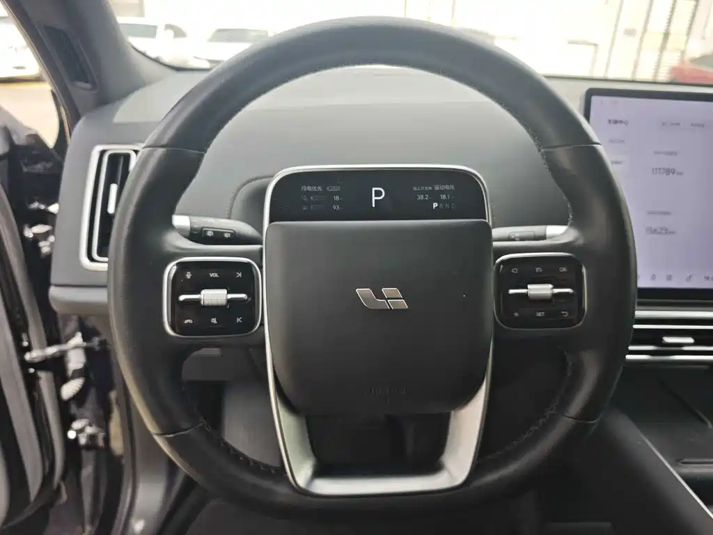 Li Auto Li L8 — миниатюра 16