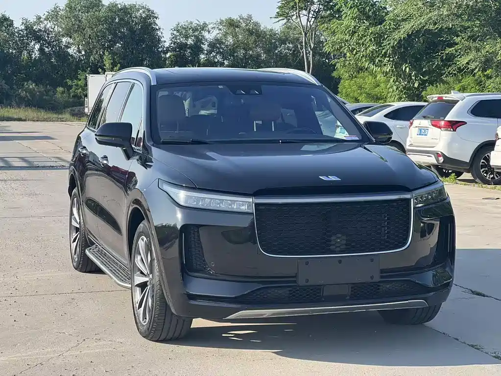 Li Auto ONE 2020 7 мест