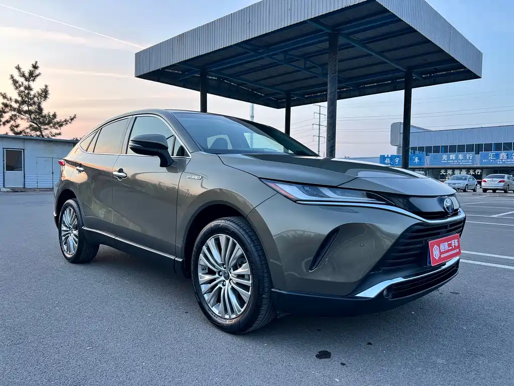 TOYOTA LING FANG HARRIER