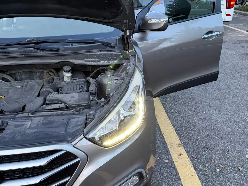 Hyundai ix35 2.0L Auto 2WD Smart Type GLS China V, фото 25