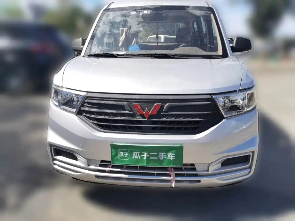 Wuling Hongguang V — миниатюра 23