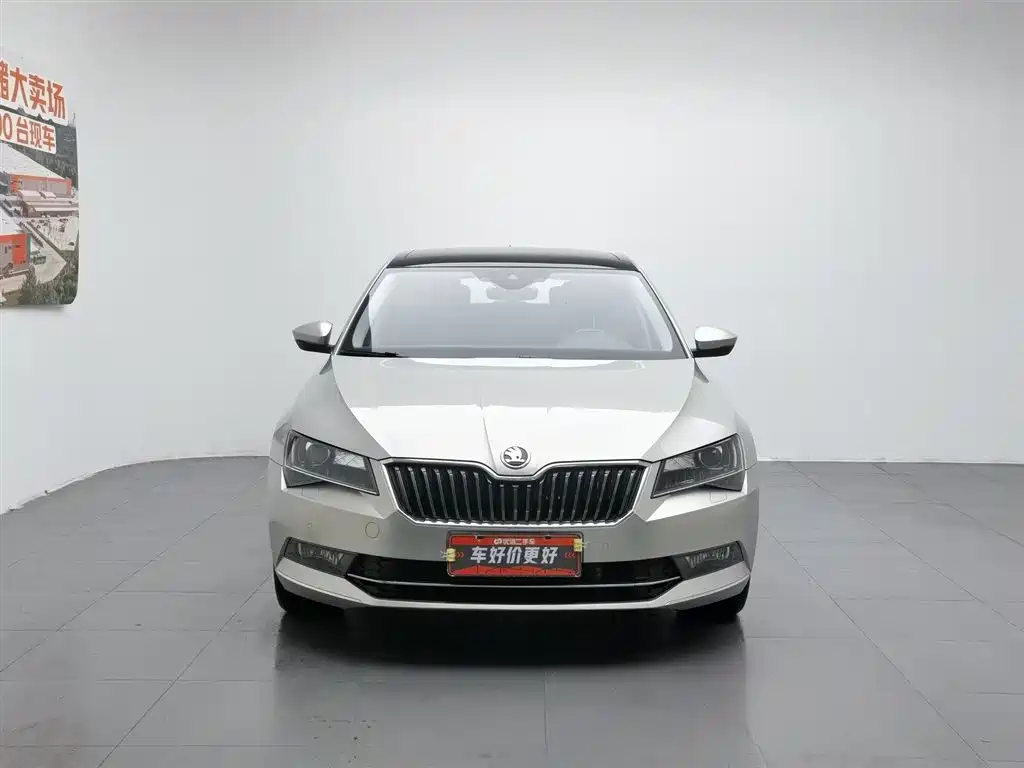 Skoda Superb 2018 TSI330 DSG Luxury V