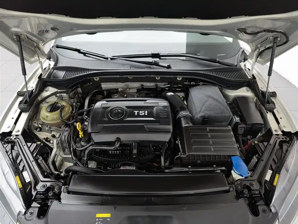 Skoda Superb 2018 TSI330 DSG Luxury V