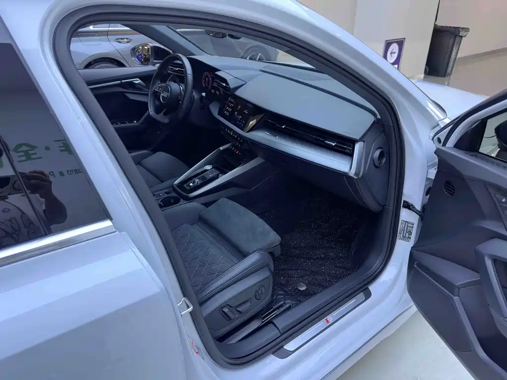 Audi A3 2023 A3L Limousine 35 TFSI Luxury Sport