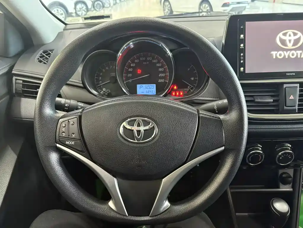 TOYOTA VIOS