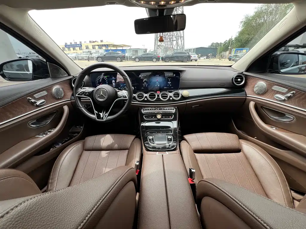 Mercedes-Benz E-Class New Energy Facelift 3 E 350 e L Plug-in Hybrid Sedan, фото 12