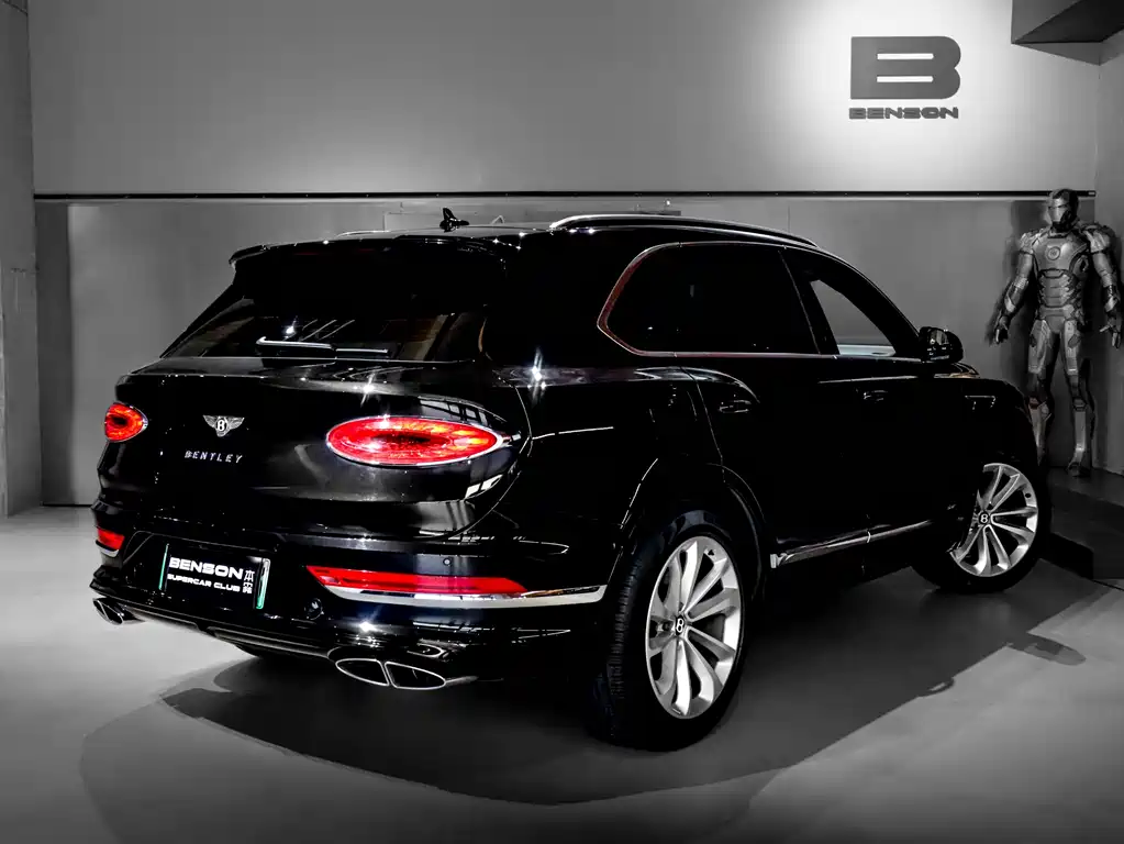 BENTLEY TIMYUE PLUG IN HYBRID