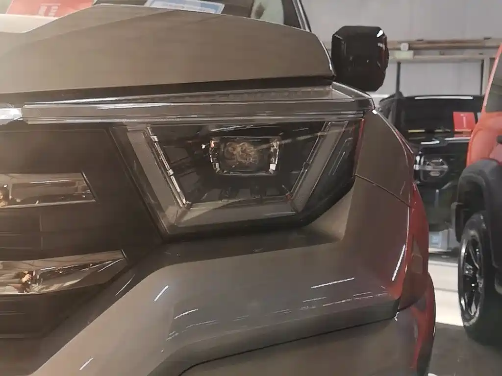 TANK TANK 400 NEW ENERGY